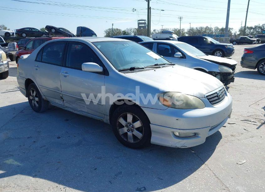 2005 Toyota Corolla S (VIN 1NXBR32E05Z458903) main photo