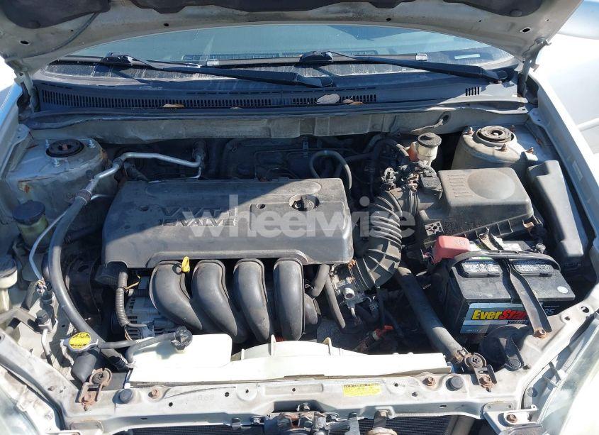 Photo 10 of 2005 Toyota Corolla S (VIN 1NXBR32E05Z458903)