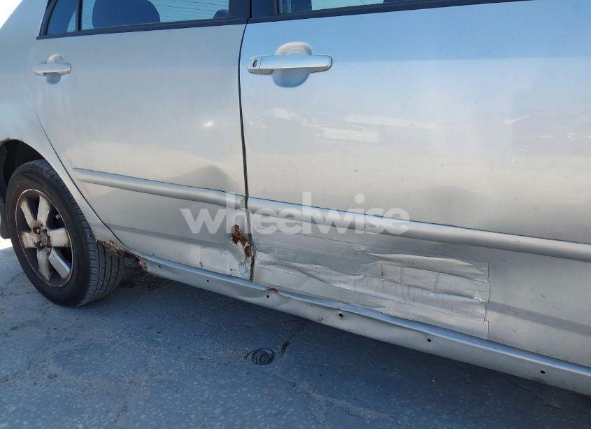 Photo 6 of 2005 Toyota Corolla S (VIN 1NXBR32E05Z458903)