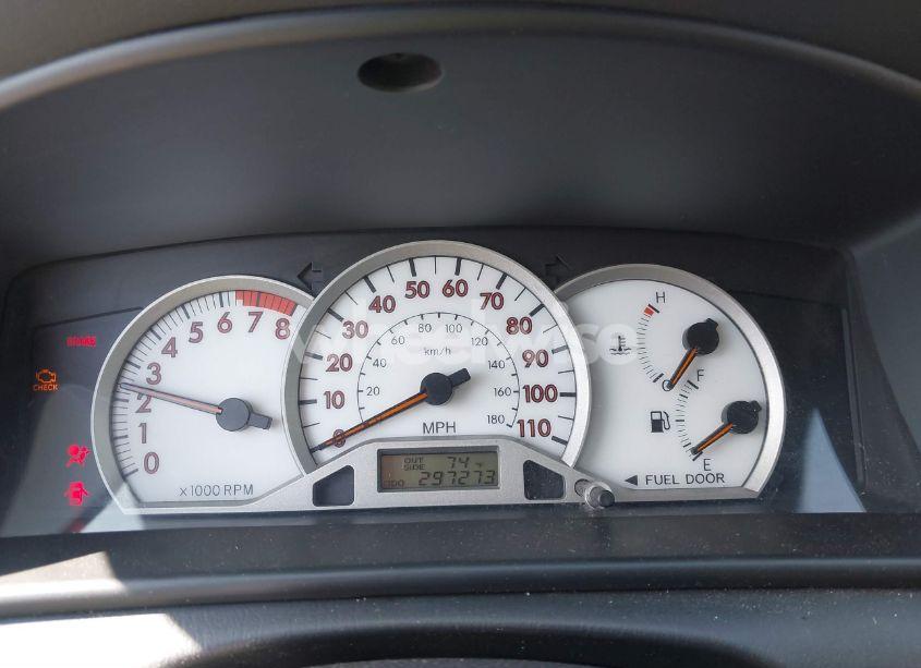 Photo 7 of 2005 Toyota Corolla S (VIN 1NXBR32E05Z458903)