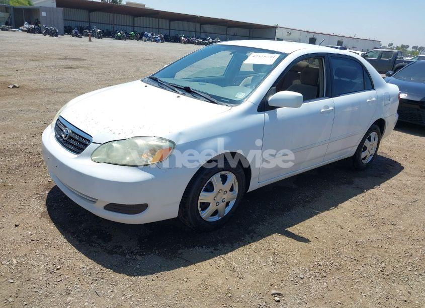 Photo 2 of 2005 Toyota Corolla LE (VIN 1NXBR32E05Z502088)