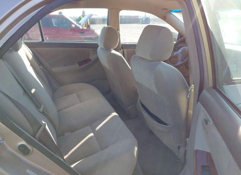 Photo 8 of 2005 Toyota Corolla LE (VIN 1NXBR32E05Z511888)