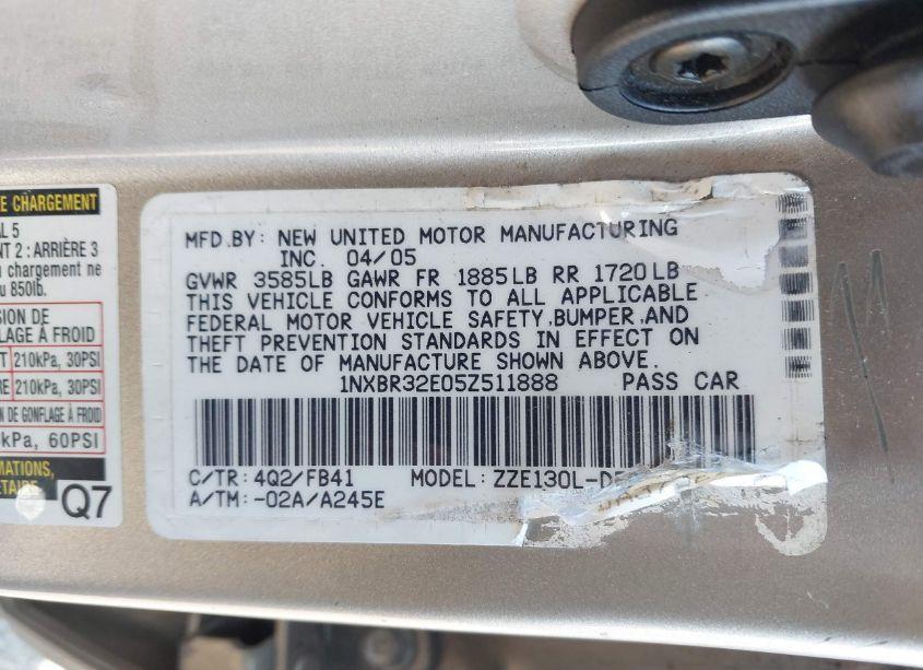 Photo 9 of 2005 Toyota Corolla LE (VIN 1NXBR32E05Z511888)