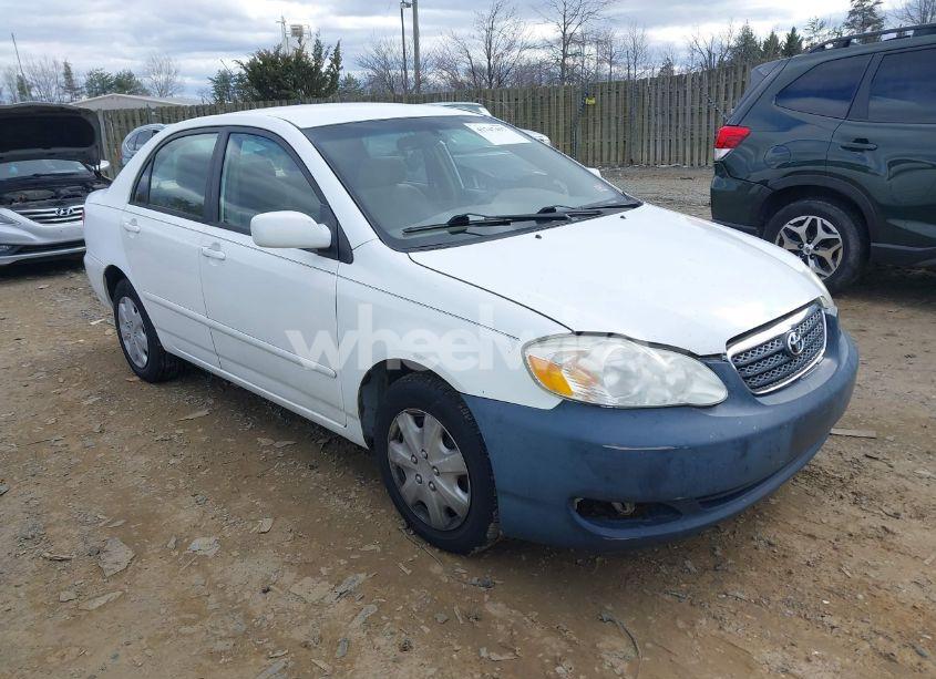 2005 Toyota Corolla LE (VIN 1NXBR32E05Z547290) main photo