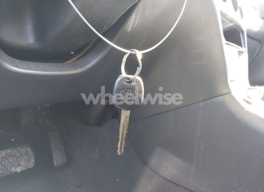 Photo 11 of 2006 Toyota Corolla S (VIN 1NXBR32E06Z590304)