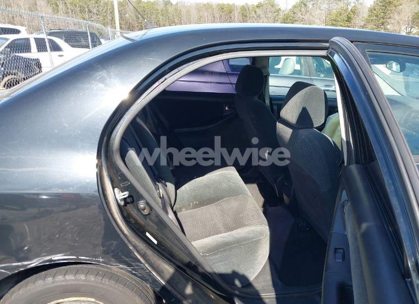 Photo 8 of 2006 Toyota Corolla S (VIN 1NXBR32E06Z590304)