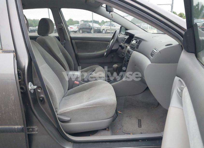 Photo 5 of 2006 Toyota Corolla CE (VIN 1NXBR32E06Z702034)