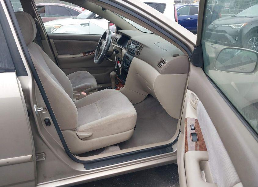 Photo 5 of 2006 Toyota Corolla LE (VIN 1NXBR32E06Z727502)