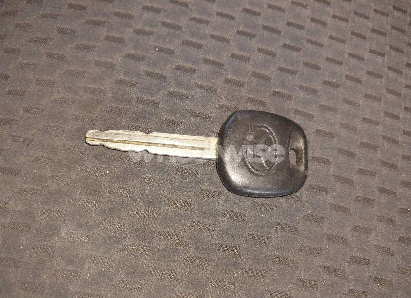 Photo 11 of 2007 Toyota Corolla S (VIN 1NXBR32E07Z784168)