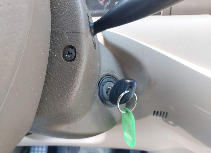 Photo 11 of 2007 Toyota Corolla CE (VIN 1NXBR32E07Z788463)