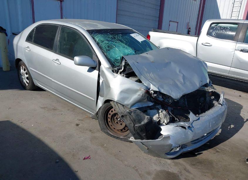 2007 Toyota Corolla LE (VIN 1NXBR32E07Z800207) main photo