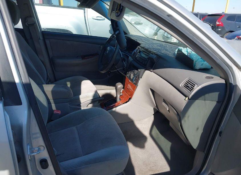 Photo 5 of 2007 Toyota Corolla LE (VIN 1NXBR32E07Z800207)