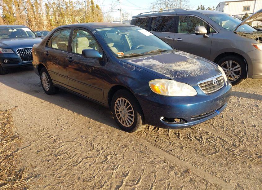 2007 Toyota Corolla LE (VIN 1NXBR32E07Z888319) main photo