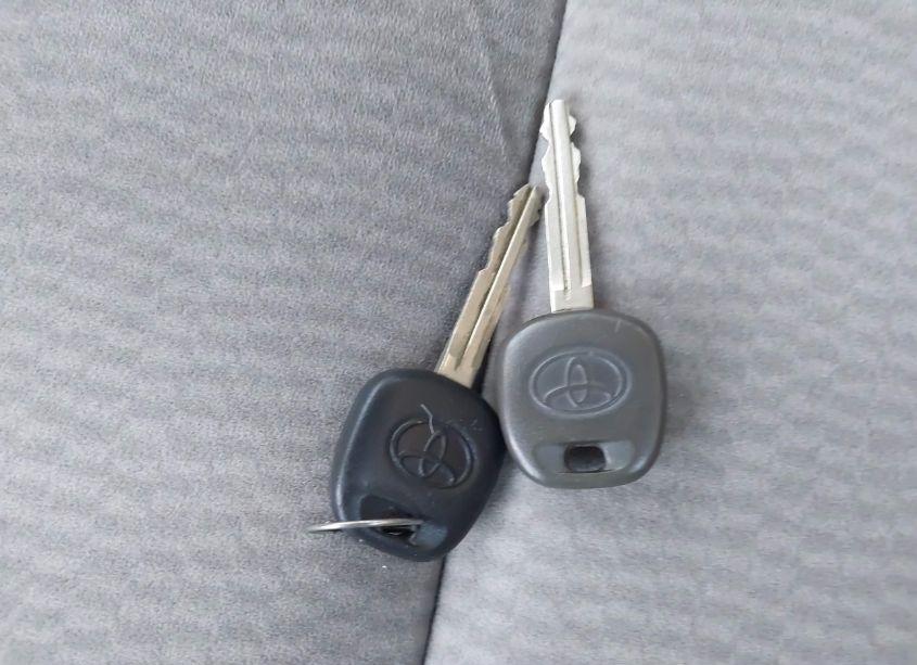 Photo 11 of 2007 Toyota Corolla LE (VIN 1NXBR32E07Z888319)