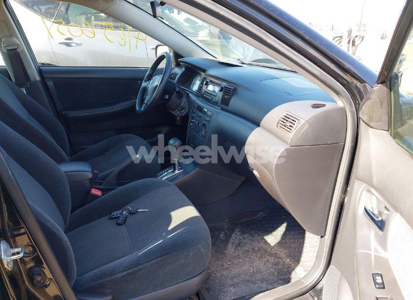 Photo 5 of 2007 Toyota Corolla S (VIN 1NXBR32E07Z932335)