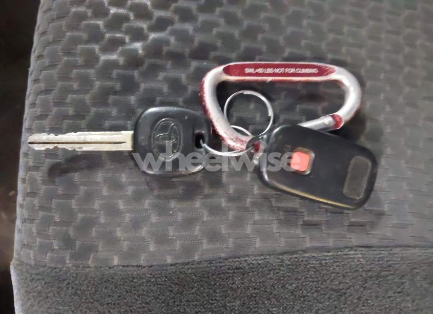 Photo 11 of 2007 Toyota Corolla S (VIN 1NXBR32E07Z935915)