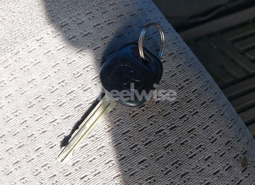 Photo 11 of 2008 Toyota Corolla CE (VIN 1NXBR32E08Z000279)