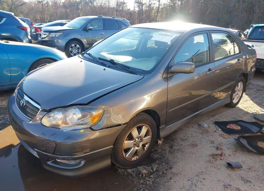 Photo 2 of 2008 Toyota Corolla S (VIN 1NXBR32E08Z031998)