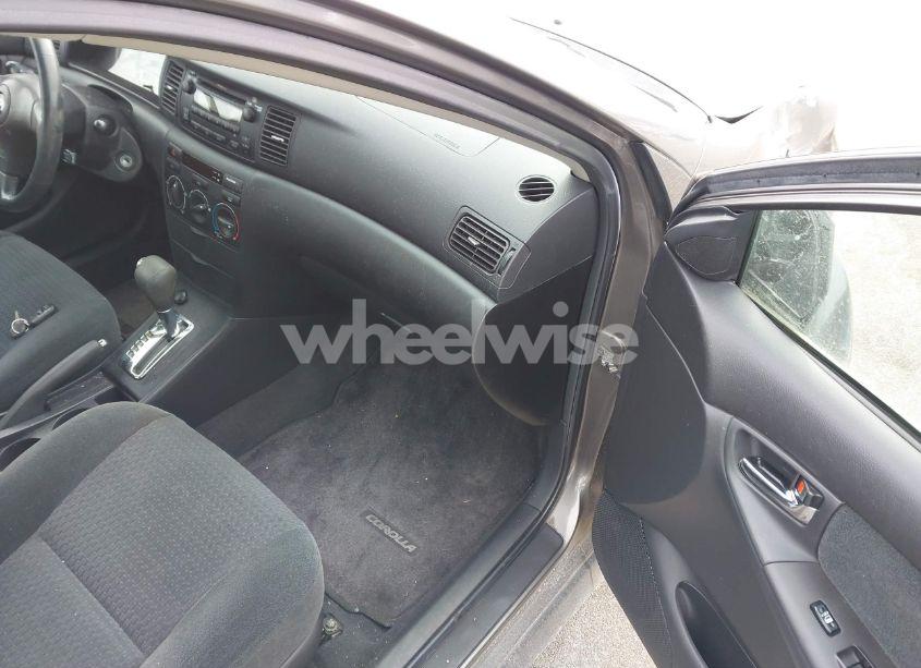 Photo 5 of 2008 Toyota Corolla S (VIN 1NXBR32E08Z955602)