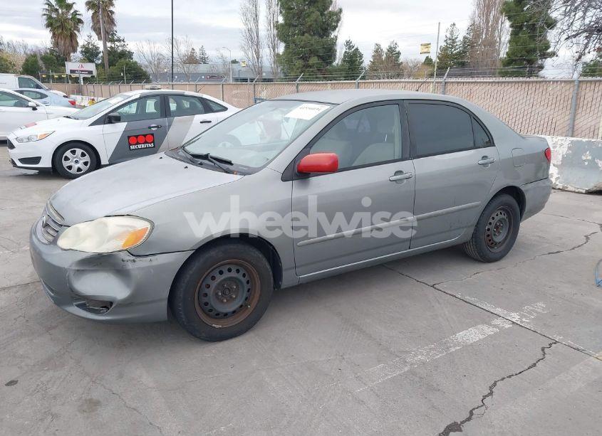 Photo 2 of 2003 Toyota Corolla LE (VIN 1NXBR32E13Z034675)