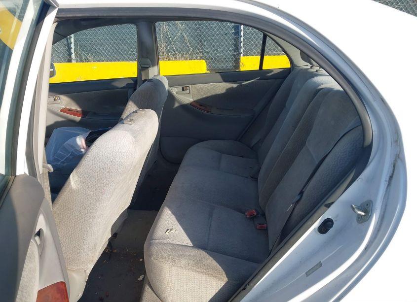 Photo 8 of 2003 Toyota Corolla LE (VIN 1NXBR32E13Z135537)