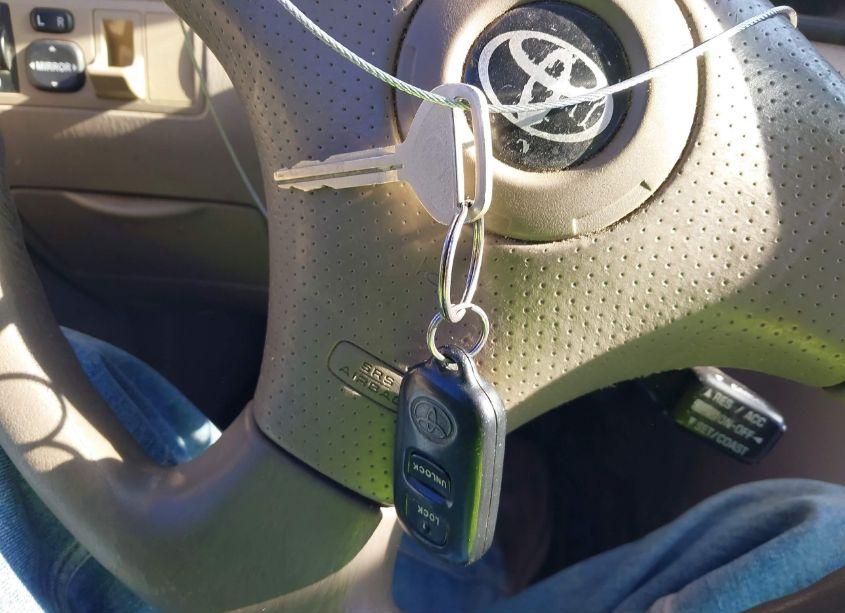 Photo 11 of 2003 Toyota Corolla LE (VIN 1NXBR32E13Z169672)