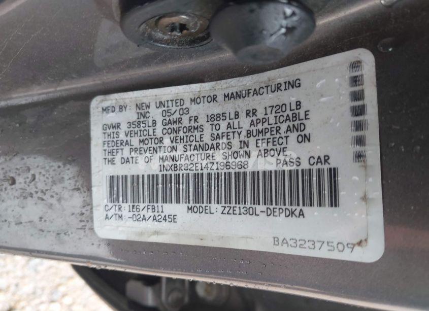 Photo 9 of 2004 Toyota Corolla CE (VIN 1NXBR32E14Z196968)