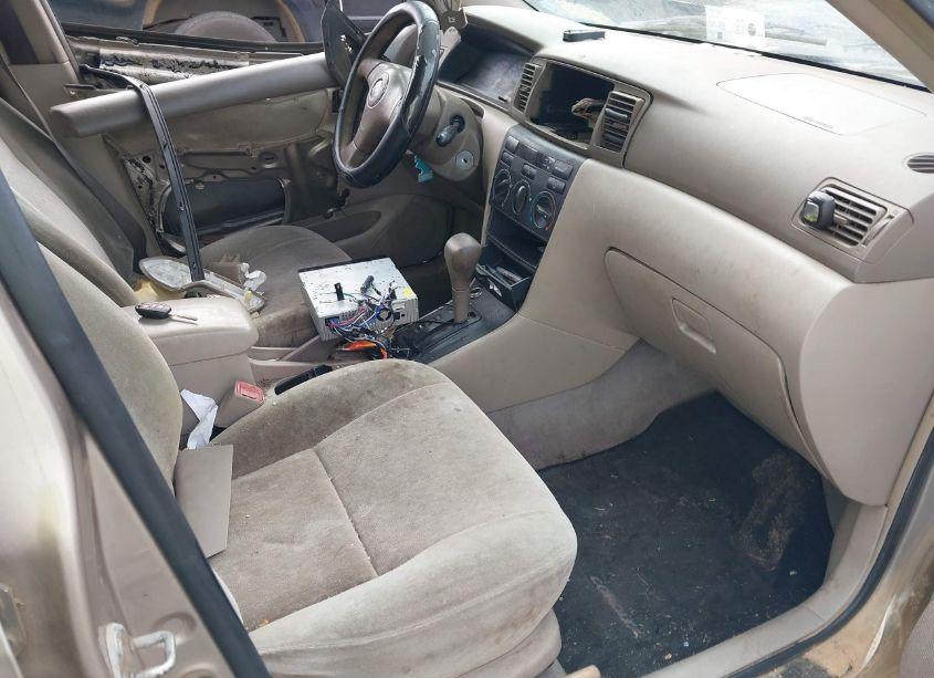 Photo 5 of 2004 Toyota Corolla CE (VIN 1NXBR32E14Z211825)