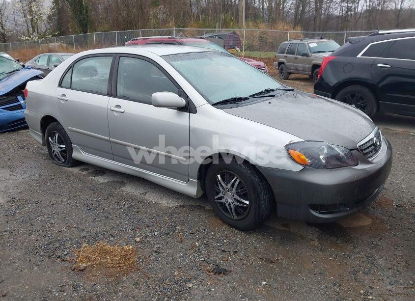 2004 Toyota Corolla S (VIN 1NXBR32E14Z228561) main photo