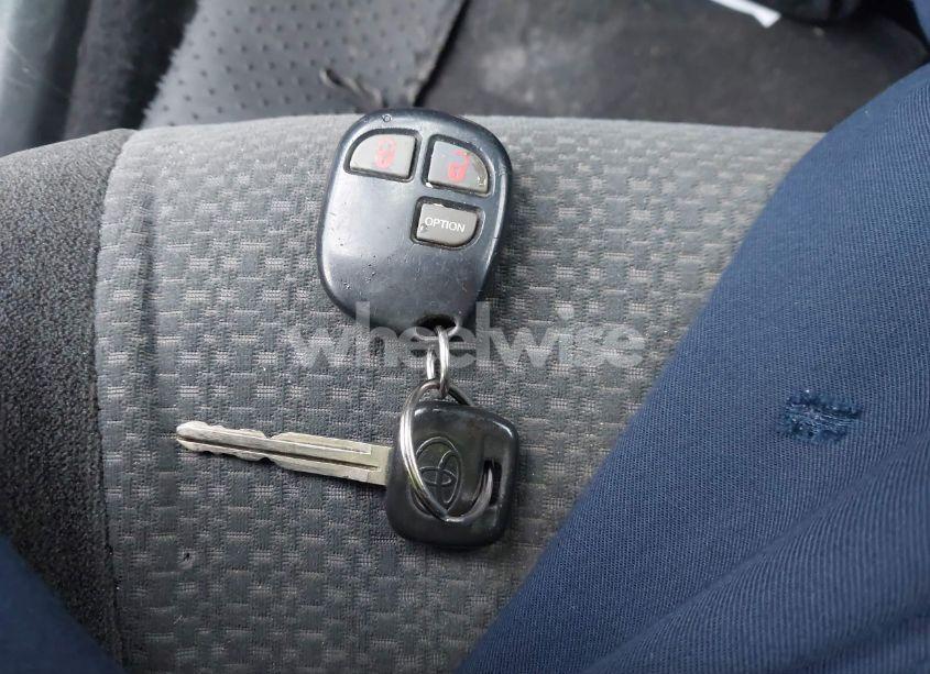 Photo 11 of 2004 Toyota Corolla S (VIN 1NXBR32E14Z228561)