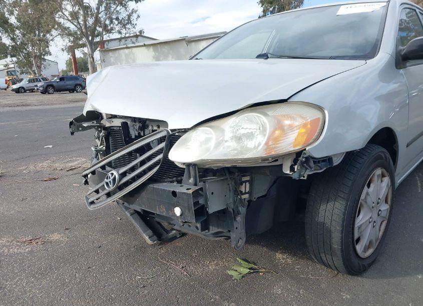 Photo 13 of 2004 Toyota Corolla CE (VIN 1NXBR32E14Z260152)