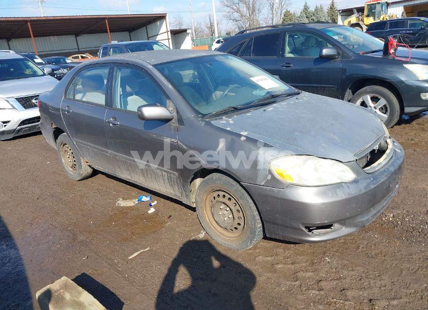 2004 Toyota Corolla LE (VIN 1NXBR32E14Z319748) main photo