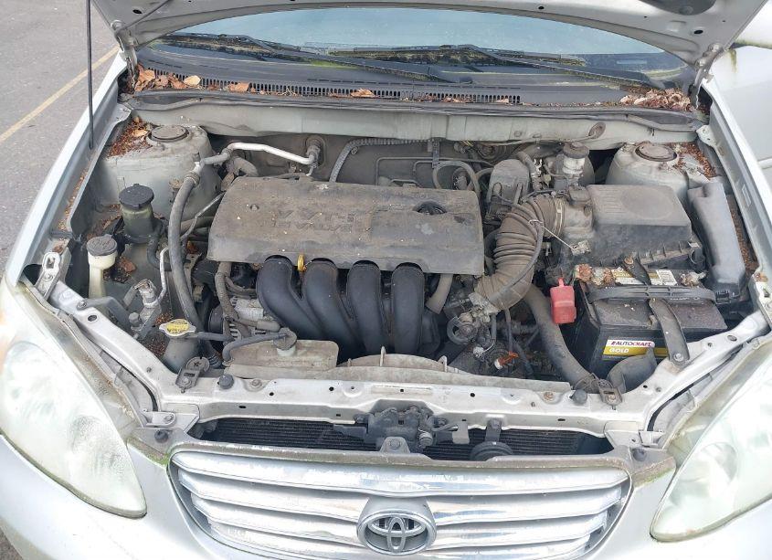 Photo 10 of 2004 Toyota Corolla LE (VIN 1NXBR32E14Z331818)