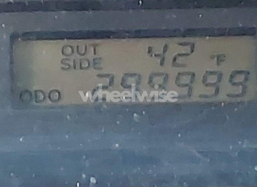 Photo 15 of 2005 Toyota Corolla CE (VIN 1NXBR32E15Z342576)