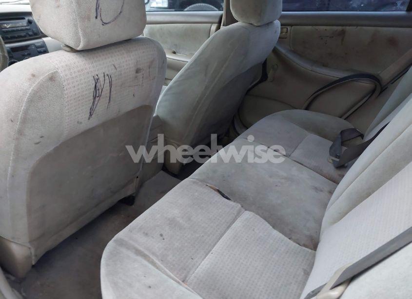 Photo 8 of 2005 Toyota Corolla CE (VIN 1NXBR32E15Z342576)