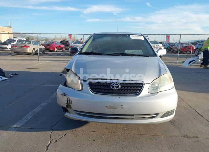 Photo 12 of 2005 Toyota Corolla LE (VIN 1NXBR32E15Z347762)