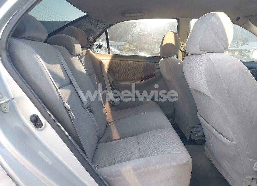 Photo 8 of 2005 Toyota Corolla LE (VIN 1NXBR32E15Z347762)