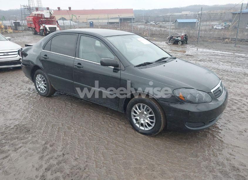 2005 Toyota Corolla CE (VIN 1NXBR32E15Z379952) main photo