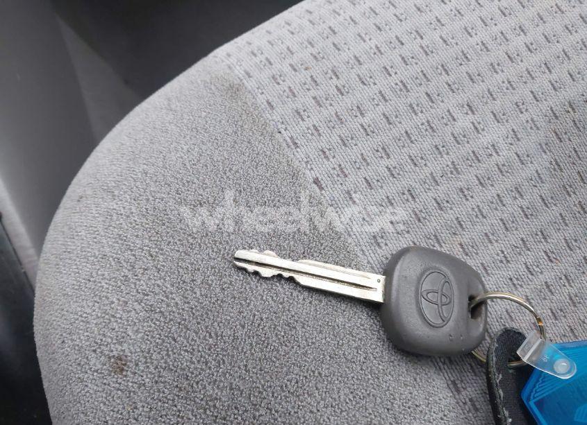 Photo 11 of 2005 Toyota Corolla CE (VIN 1NXBR32E15Z379952)