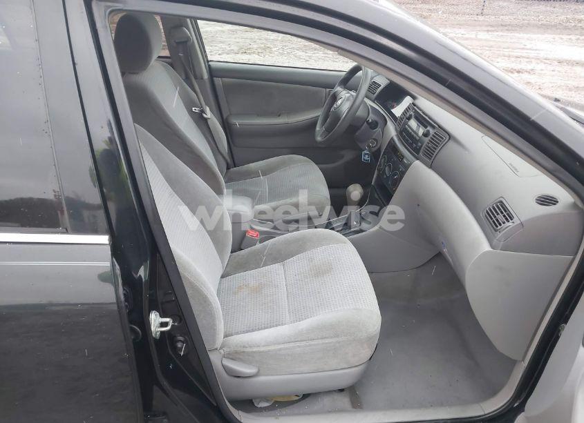 Photo 5 of 2005 Toyota Corolla CE (VIN 1NXBR32E15Z379952)