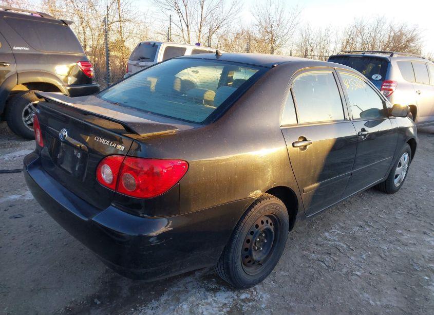 Photo 4 of 2005 Toyota Corolla LE (VIN 1NXBR32E15Z411010)