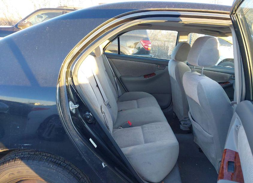 Photo 8 of 2005 Toyota Corolla LE (VIN 1NXBR32E15Z411010)