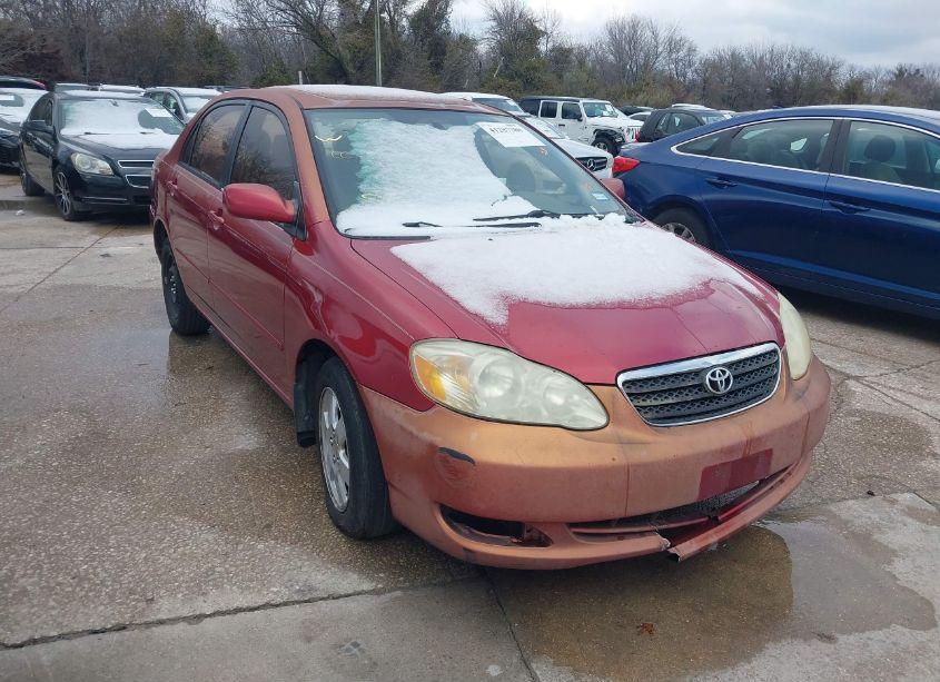 2005 Toyota Corolla LE (VIN 1NXBR32E15Z415543) main photo