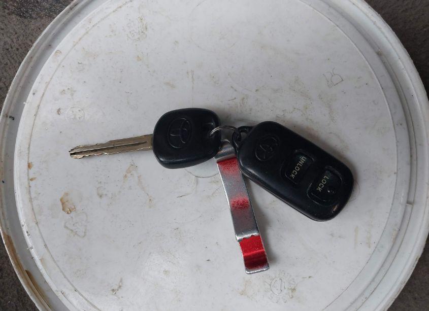 Photo 11 of 2005 Toyota Corolla LE (VIN 1NXBR32E15Z415543)