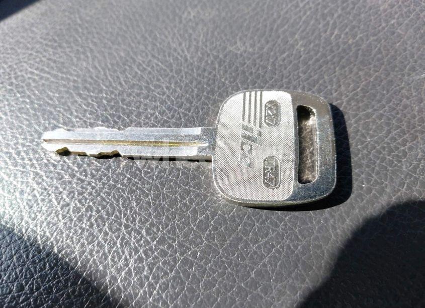 Photo 11 of 2005 Toyota Corolla S (VIN 1NXBR32E15Z432732)