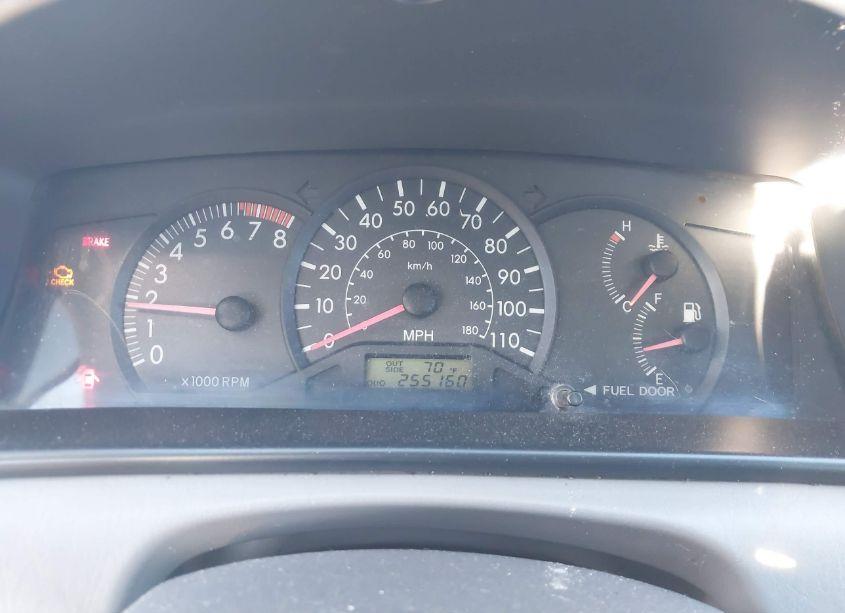 Photo 7 of 2005 Toyota Corolla CE (VIN 1NXBR32E15Z464063)