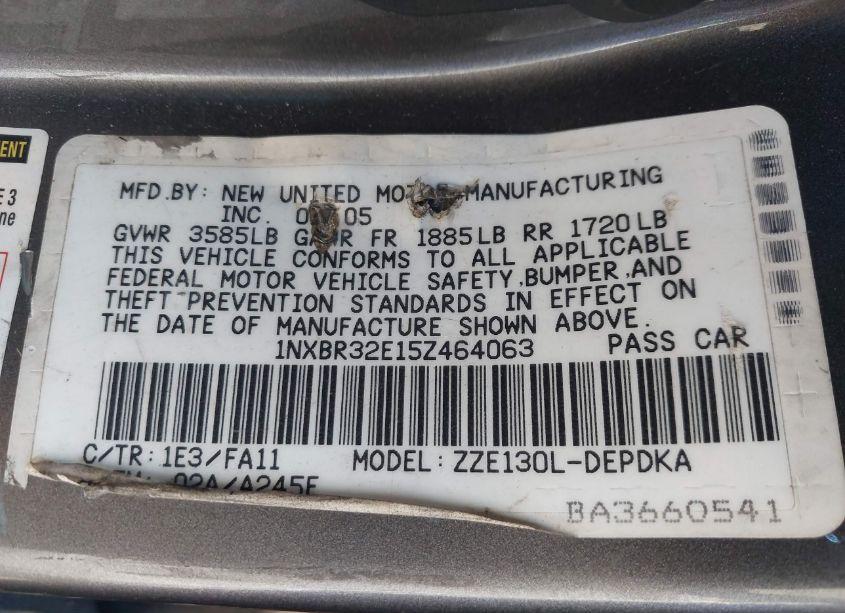 Photo 9 of 2005 Toyota Corolla CE (VIN 1NXBR32E15Z464063)