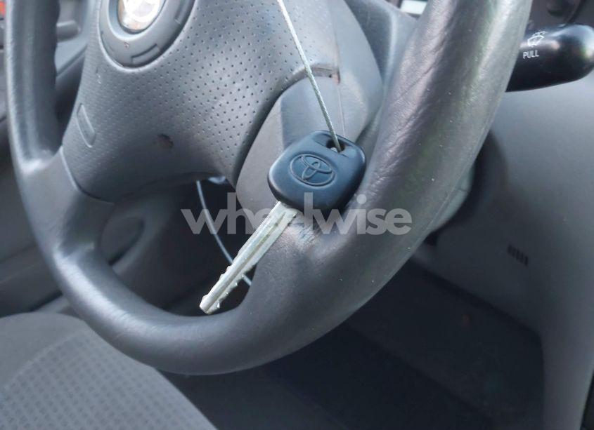 Photo 11 of 2005 Toyota Corolla CE (VIN 1NXBR32E15Z465911)