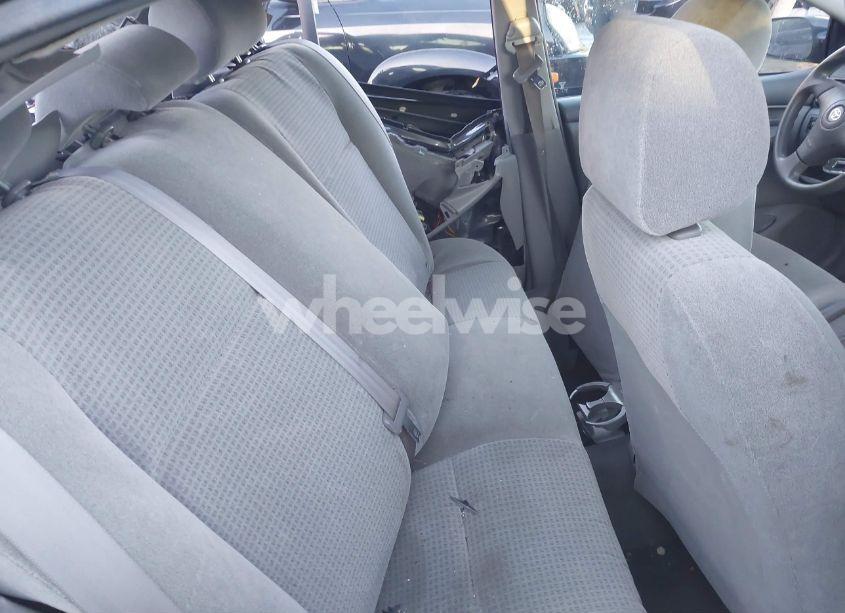 Photo 8 of 2005 Toyota Corolla CE (VIN 1NXBR32E15Z465911)