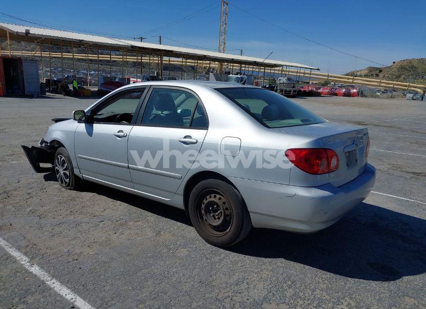 Photo 3 of 2005 Toyota Corolla LE (VIN 1NXBR32E15Z521412)